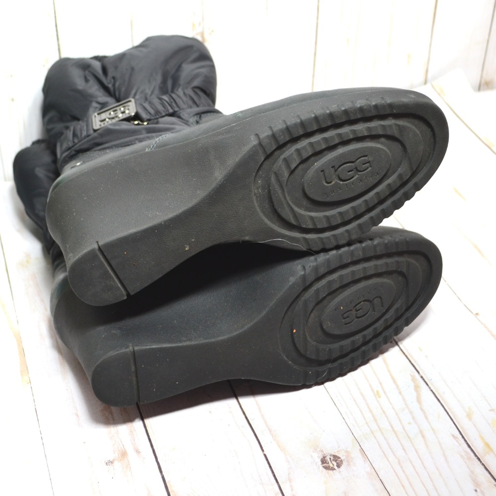 Poshmark UGG Cassidy 1943 Nylon Leather Heel Boot - Picture 6 of 7
